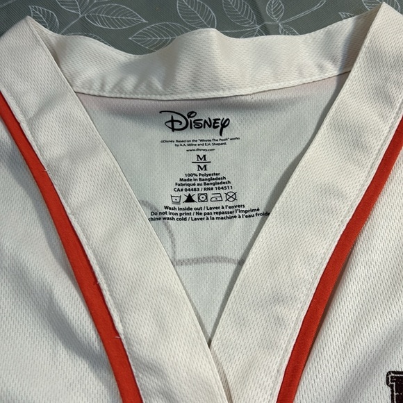 Disney’s Winnie the Pooh. Button up Shirt - Picture 4 of 9